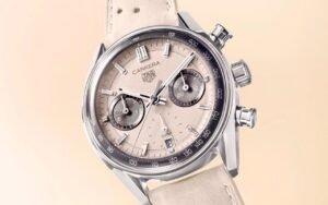 500 pièces, 39 mm, cadran sable, 7 900 euros : TAG Heuer dévoile sa stratégie exclusive avec la Carrera Chronograph Glassbox