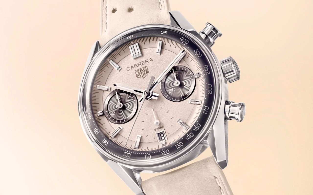 500 pièces, 39 mm, cadran sable, 7 900 euros : TAG Heuer dévoile sa stratégie exclusive avec la Carrera Chronograph Glassbox