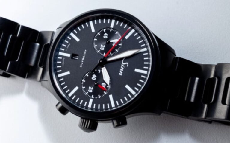Sinn relance son célèbre chronographe avec une édition noire limitée qui change tout au quotidien