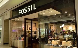 Fossil règne sur les montres de mode mais peu savent que ce groupe américain détient aussi Zodiac et d’autres marques insoupçonnées