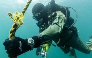 La résurrection d’Aquastar Deepstar relance un débat que l’horlogerie suisse de plongée n’avait pas vu venir depuis des décennies