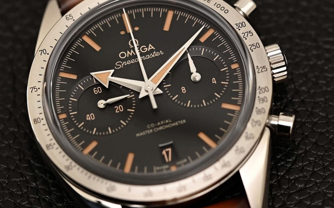 Le duel Omega-Rolex au sommet de l’horlogerie de luxe tourne à l’affrontement total, et les deux marques les plus puissantes du secteur ne se font aucun cadeau