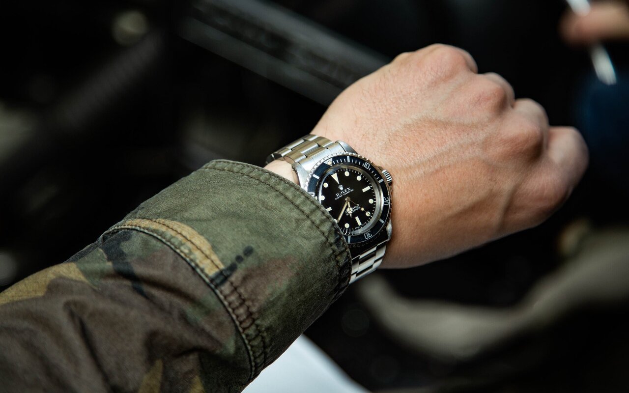 Montblanc régnait seule sous les 5000 euros, mais Oris et Frederique Constant changent la donne cette année pour les amateurs de belles montres