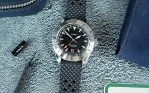 Vaer assemble ses montres aux États-Unis plutôt qu’en Asie et prouve qu’on peut séduire militaires et aventuriers sans sacrifier la qualité