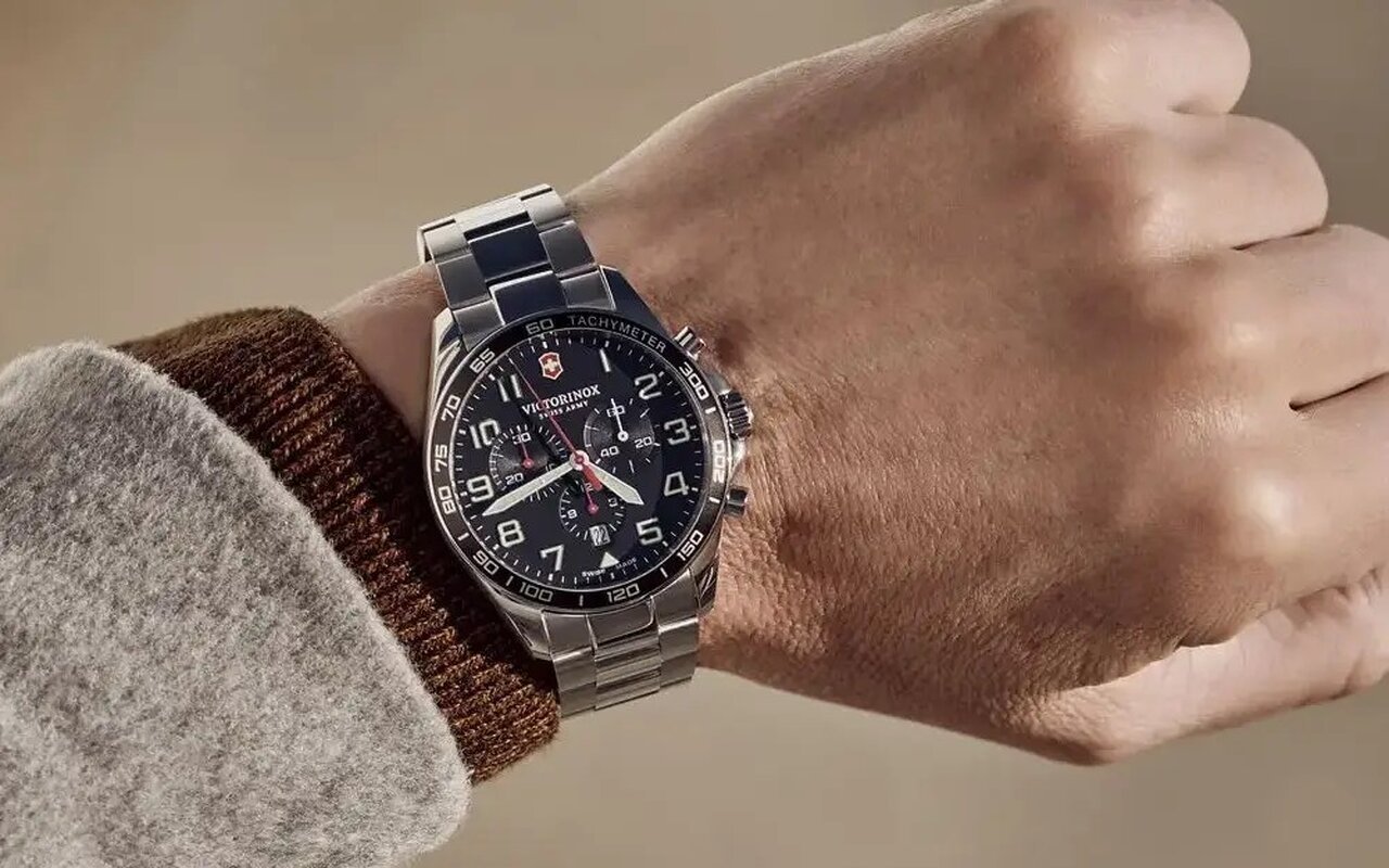 Victorinox Swiss Army sort enfin la montre outil suisse accessible que les amateurs d’horlogerie sérieuse attendaient sans prix de luxe à assumer