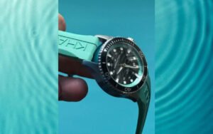 Américaine de naissance mais vendue sous bannière suisse, la Hamilton Khaki Navy Scuba porte une double identité que peu de plongeuses peuvent revendiquer