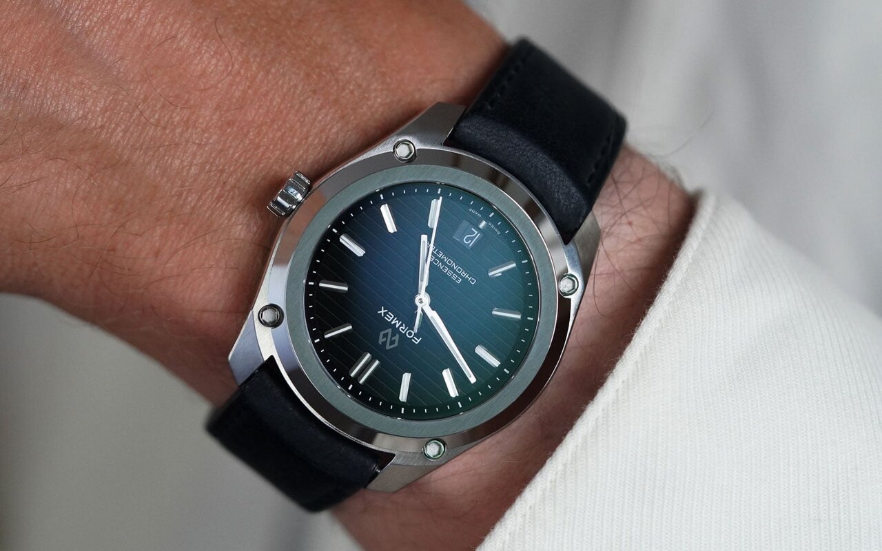 Ce boîtier suspendu change tout à la précision : la Formex Essence 39 mm vient d’obtenir la certification chronomètre suisse