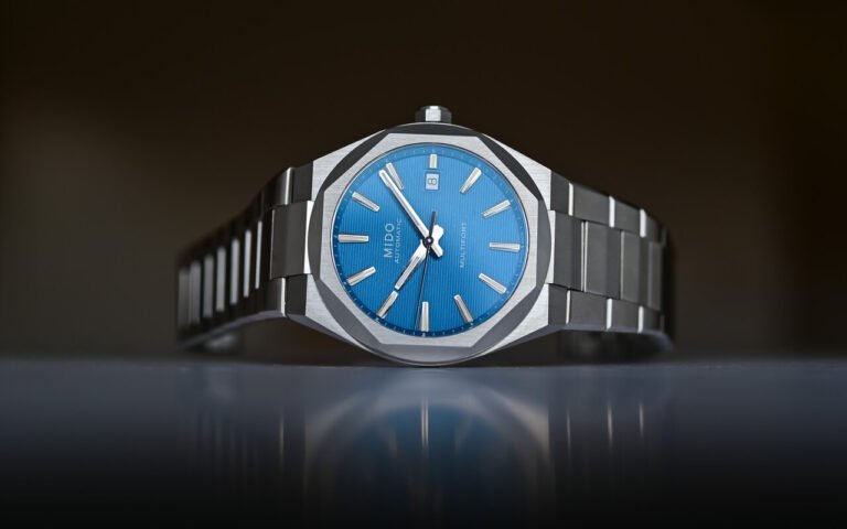 Mido Multifort 8 One Crown : le cadran bleu vintage qui réveille une esthétique que les amateurs d’horlogerie classique attendaient