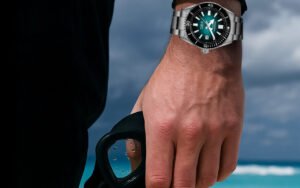 Specs sérieuses, prix accessible : la Quantum Barracuda BAR1208B prouve qu’on n’a plus à choisir dans le segment des montres de plongée