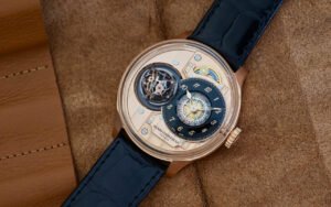 The Magician d’Henri Grandjean donne l’illusion qu’un tourbillon trois axes flotte dans le vide, et c’est une prouesse horlogère réelle