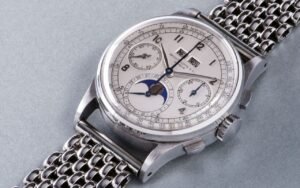 281 pièces fabriquées, dont 4 seulement en acier : la Patek Philippe 1518 est le premier chronographe à quantième perpétuel de série