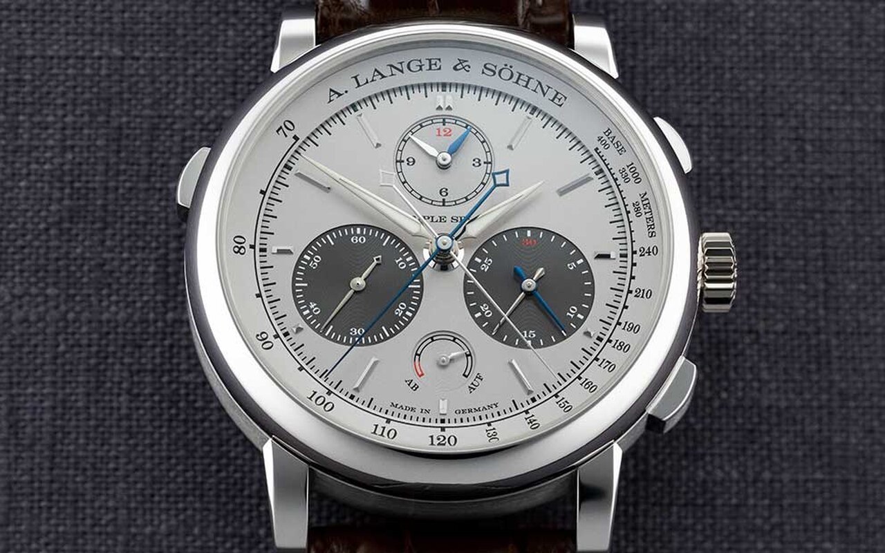 A. Lange & Söhne passe la 1815 Up/Down à 37,5 mm et ce changement de taille transforme concrètement l’expérience de la réserve de marche AUF AB