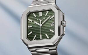 Boîtier carré de 45 mm et cadran vert olive : la Cubitus est la première nouvelle collection de Patek Philippe depuis 1997
