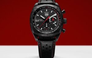 Cinquante ans après le titre de Niki Lauda, la TAG Heuer Monza Flyback offre aux collectionneurs l’hommage qu’ils attendaient depuis des décennies