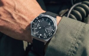 Après sa traversée de l’Atlantique, Charles Lindbergh a dessiné la Longines Hour Angle pour ne plus jamais naviguer à l’aveugle