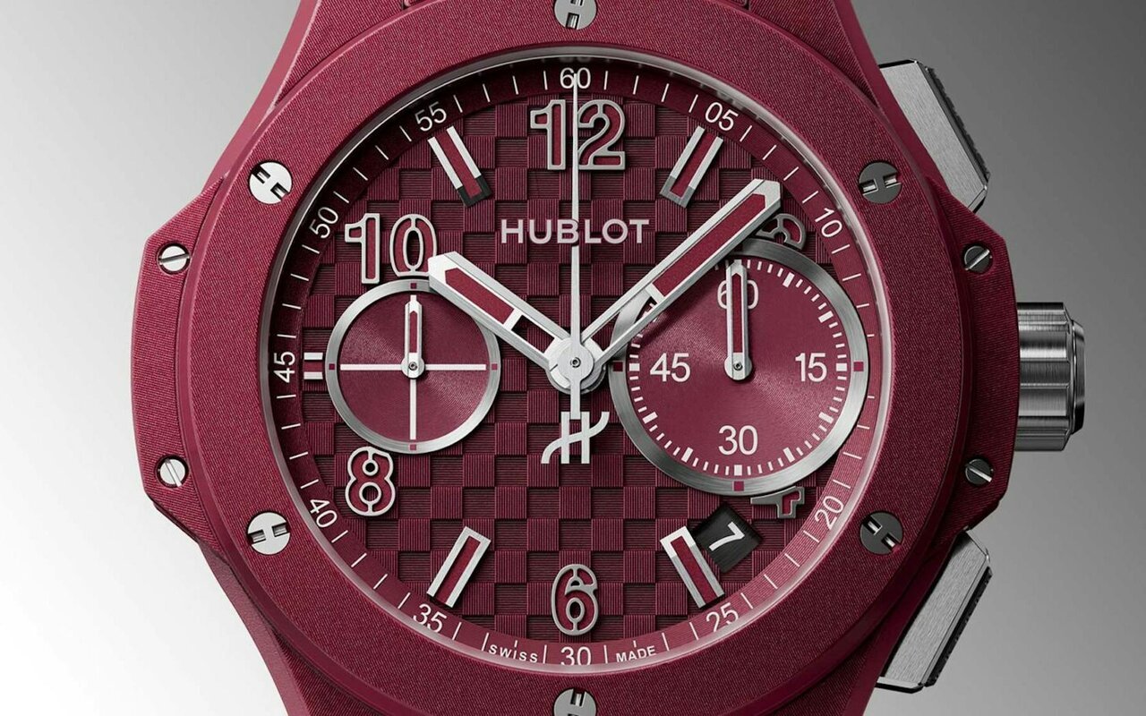 Titane intégralement gainé de caoutchouc effet velours, le Hublot Big Bang Original Soft Touch est-il le chronographe de luxe le plus déroutant jamais conçu par la marque ?