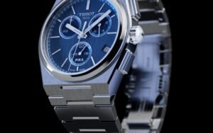 41 mm, 11,65 mm d’épaisseur et 495 euros : Tissot ajoute un chronographe à quartz à sa collection PRX