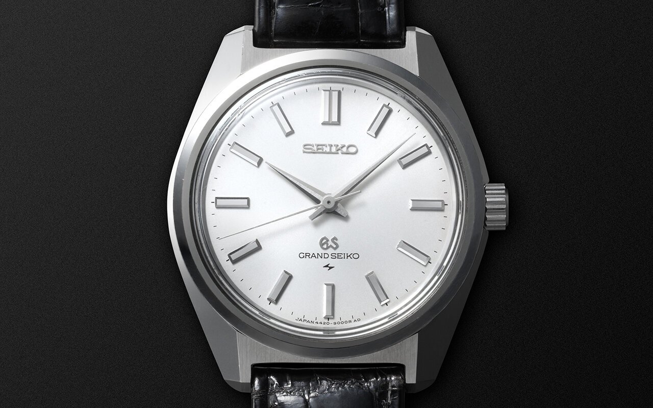 Index double à 12 heures, polissage Zaratsu, couronne semi-encastrée : la Grand Seiko 44GS de 1967 a fixé les neuf règles du style de la marque