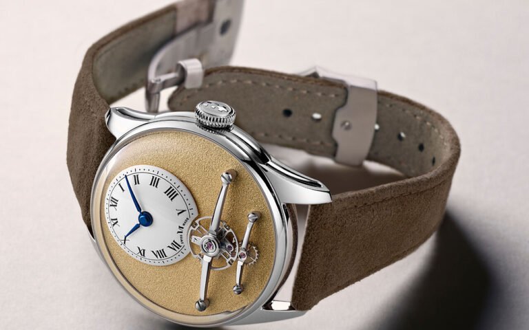 Sous-cadran en céramique blanche et six jours de réserve de marche : Christopher Ward loge son calibre CW-003 dans un boîtier rond de 41 mm, la C1 Loco Classic, dès 5 595 euros