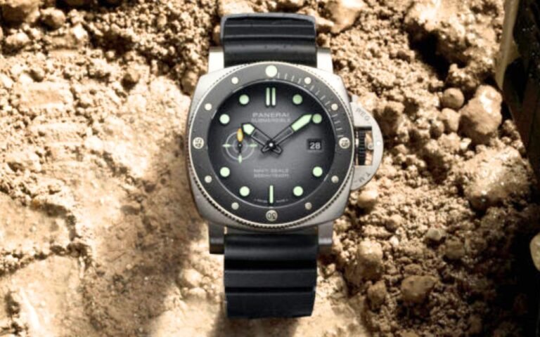 Panerai dévoile sa nouvelle plongeuse inspirée des Navy SEALs étanche à 500 mètres : la Submersible PAM01738 affichée à environ 11 500 euros
